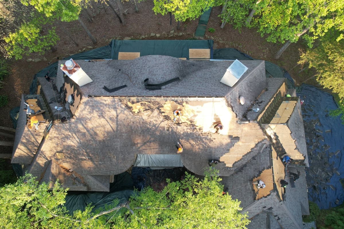 Professional roofing contractor Mooresville NC - completed roof project Professional roofing contractor Mooresville NC - completed roof project